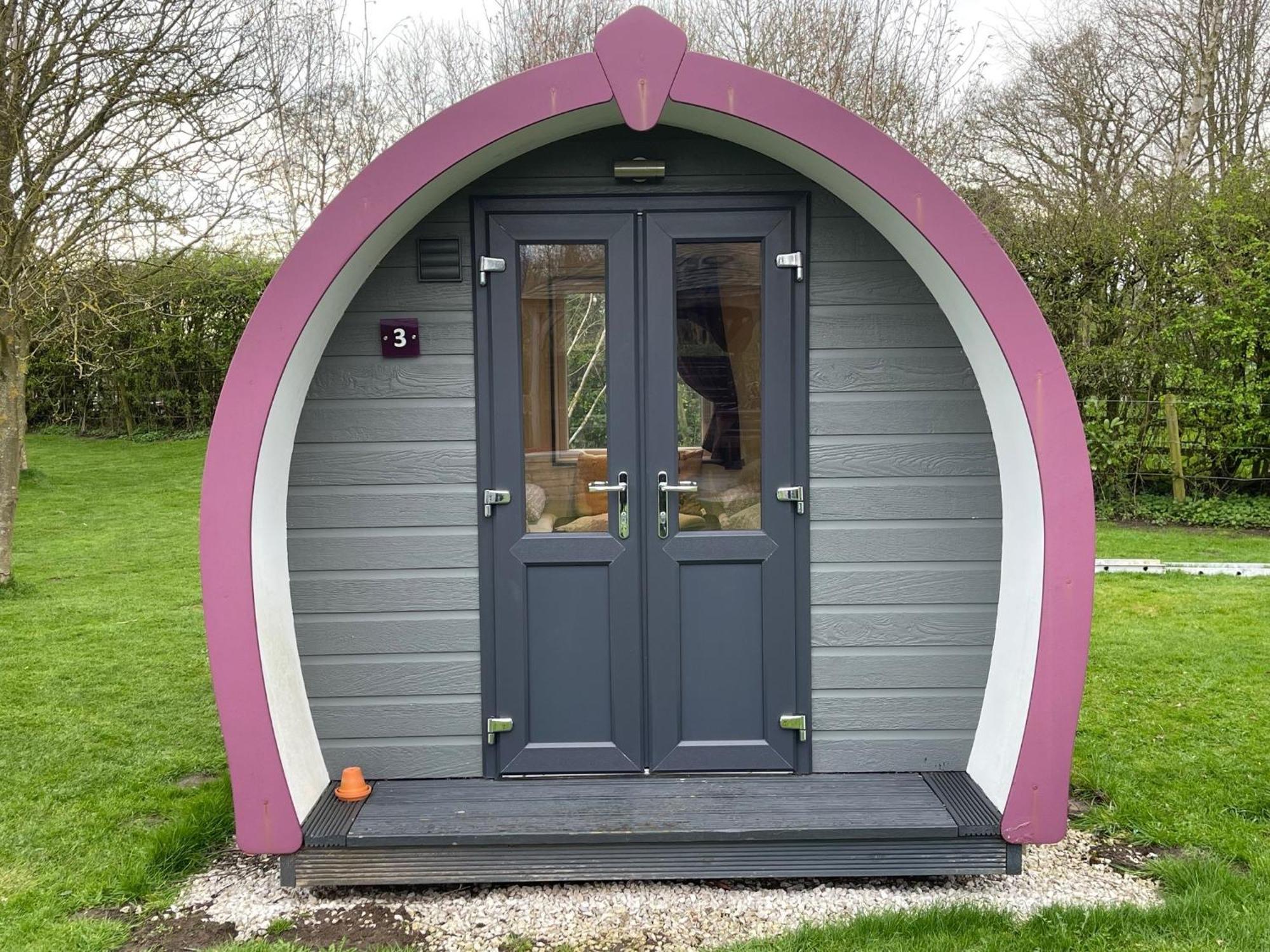 יורק Belle Vista Glamping & Camping מראה חיצוני תמונה