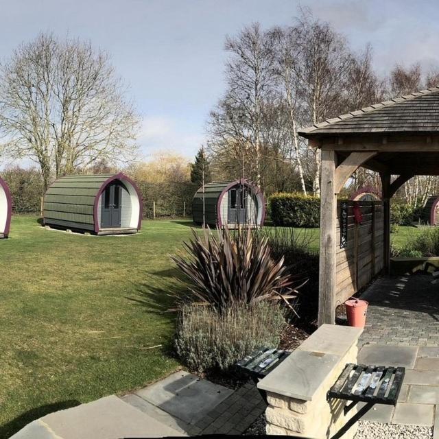 יורק Belle Vista Glamping & Camping מראה חיצוני תמונה