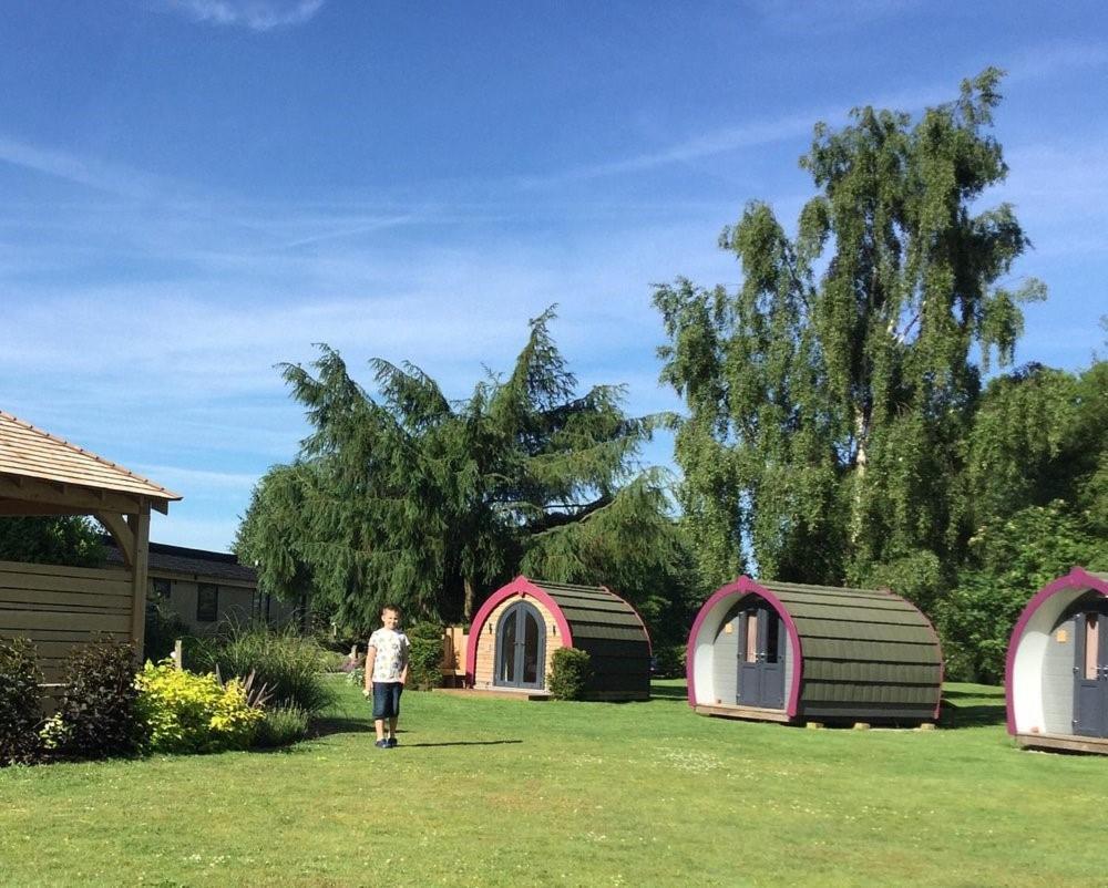 יורק Belle Vista Glamping & Camping מראה חיצוני תמונה